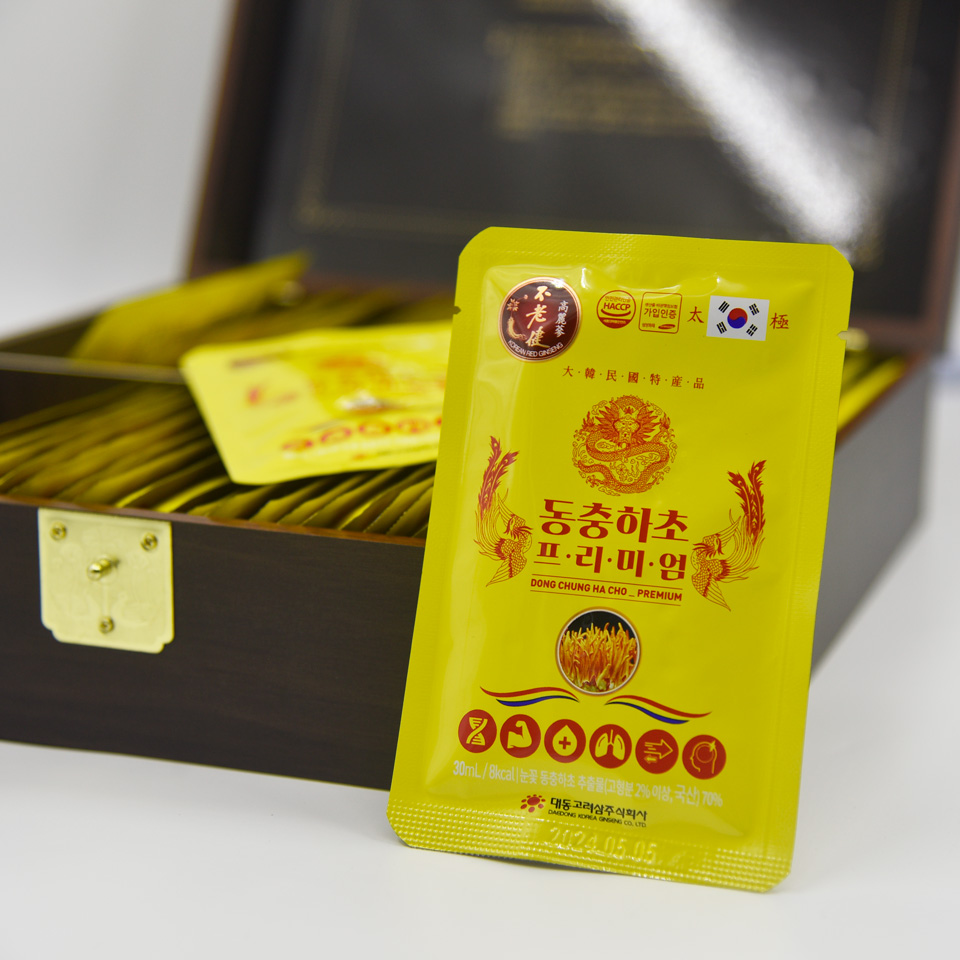 Nước Đông Trùng Hạ Thảo (60 gói)